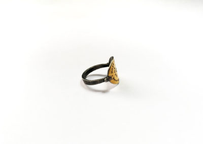 custom mothers ring oxidized silver and 22k yellow gold names of children written made in austin tx by chelsea jones-5